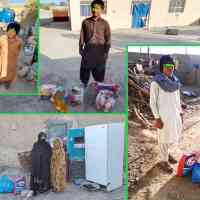 aiding-people-flood-sistan